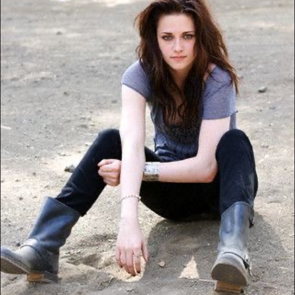 Frye Veronica Shortie in Rustic Black, sz 10 - Picture 2 of 16